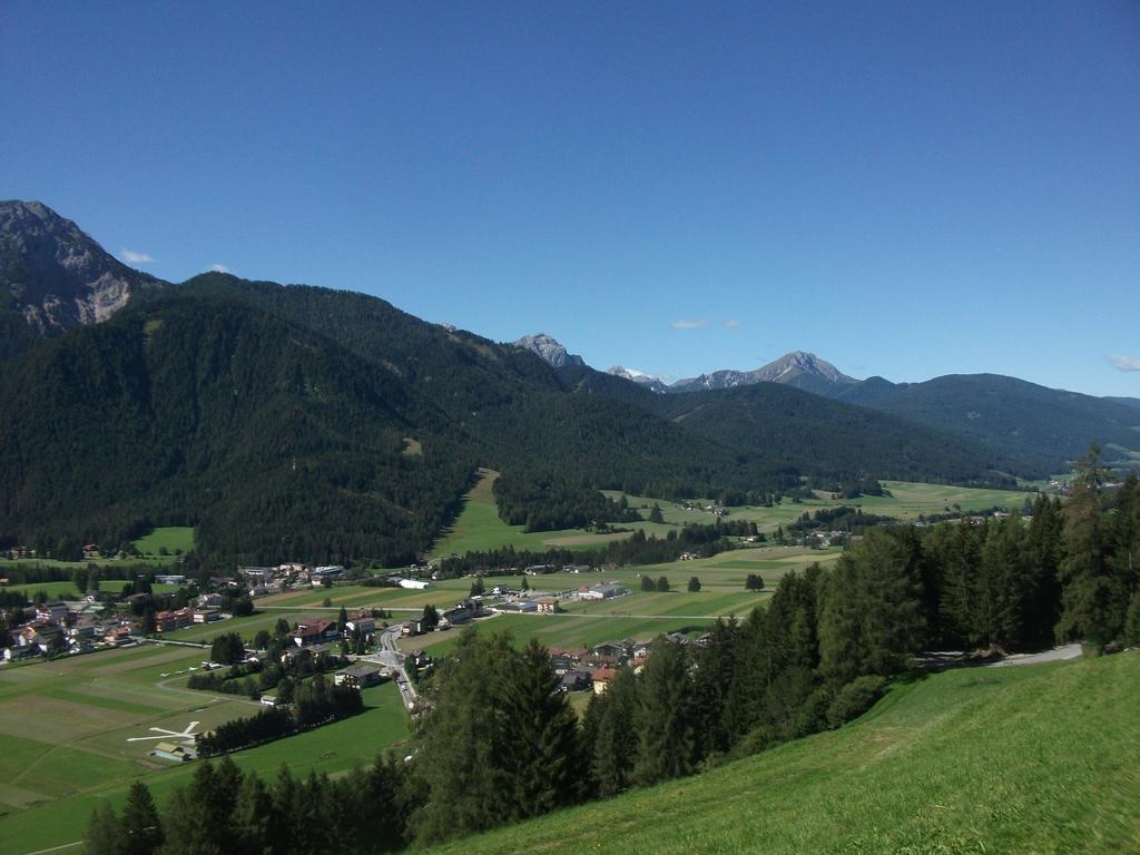 Ferienwohnung Steinerhof Toblach Zimmer foto